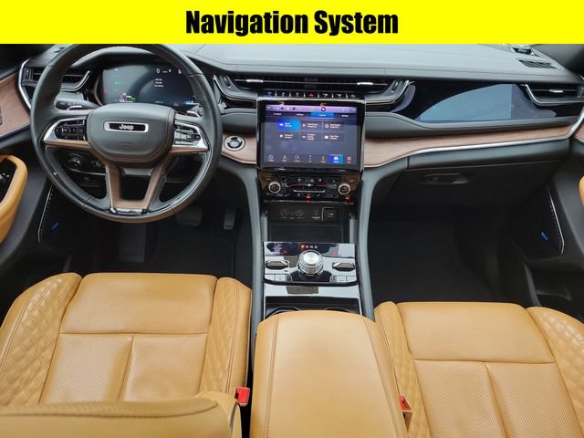 Used 2022 Jeep Grand Cherokee Summit w/ Luxury Tech Group V AWD/4WD image 8