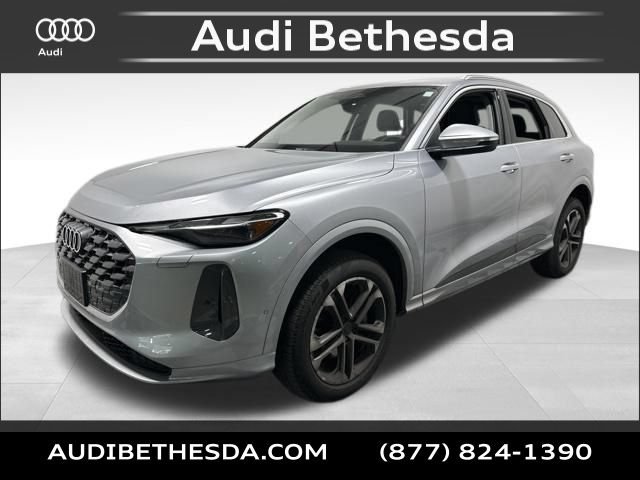 Certified 2025 Audi Q5 Premium w/ Convenience Package AWD/4WD image 3