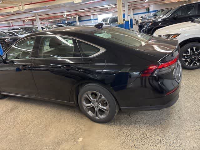 Used 2024 Honda Accord EX image 10