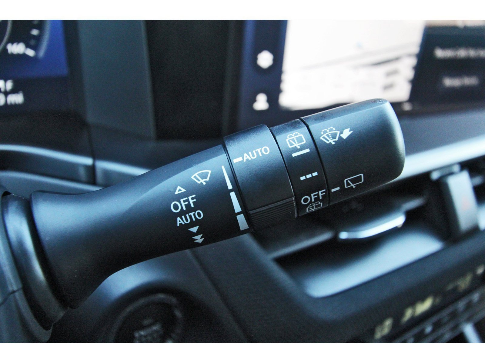 Certified 2026 Subaru Outback Premium AWD/4WD image 19