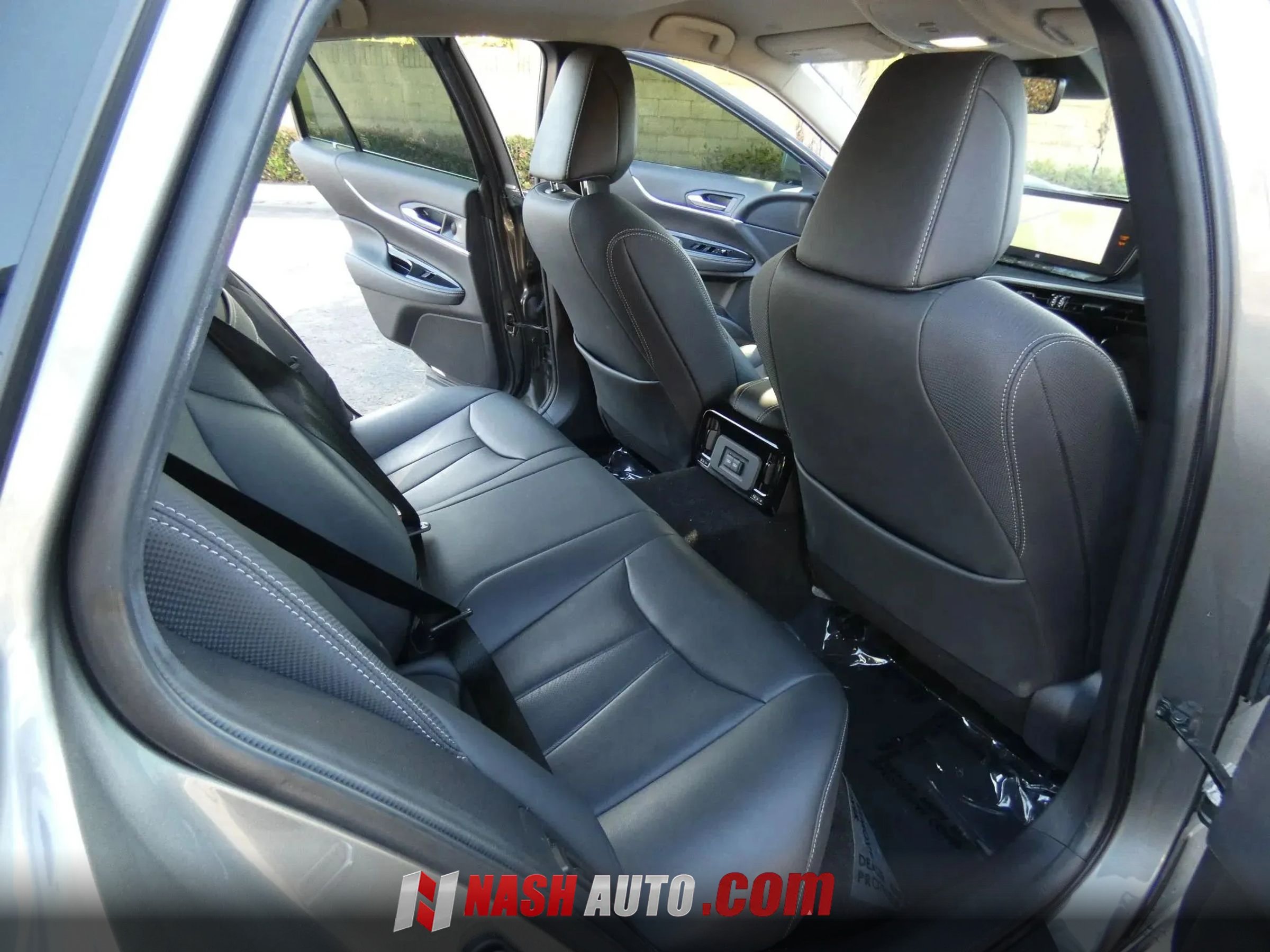 Used 2023 Toyota Mirai w/ Advanced Technology Package RWD image 25