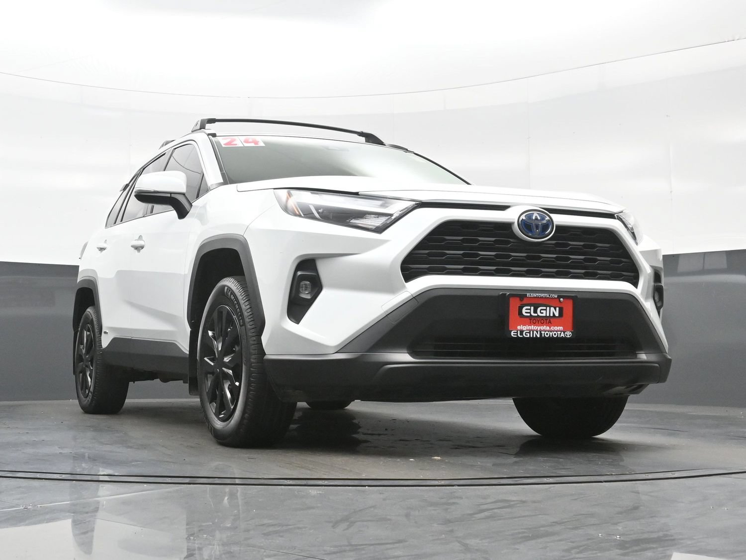 Used 2024 Toyota RAV4 XLE Premium AWD/4WD image 26