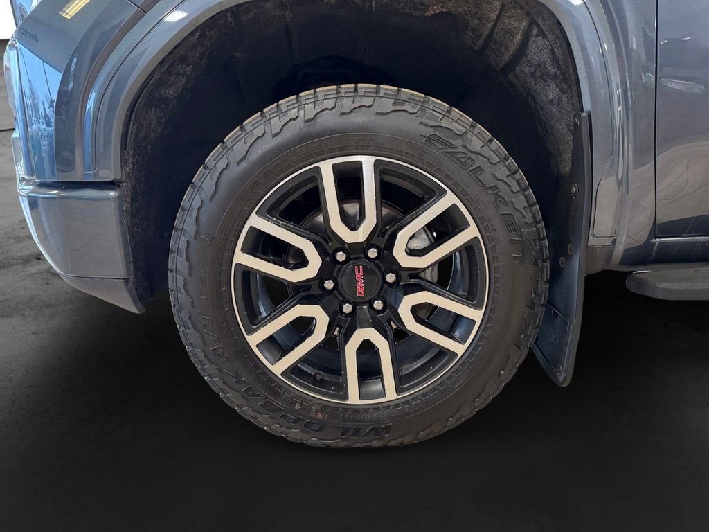 Used 2021 GMC Sierra 1500 AT4 w/ AT4 Premium Package image 9