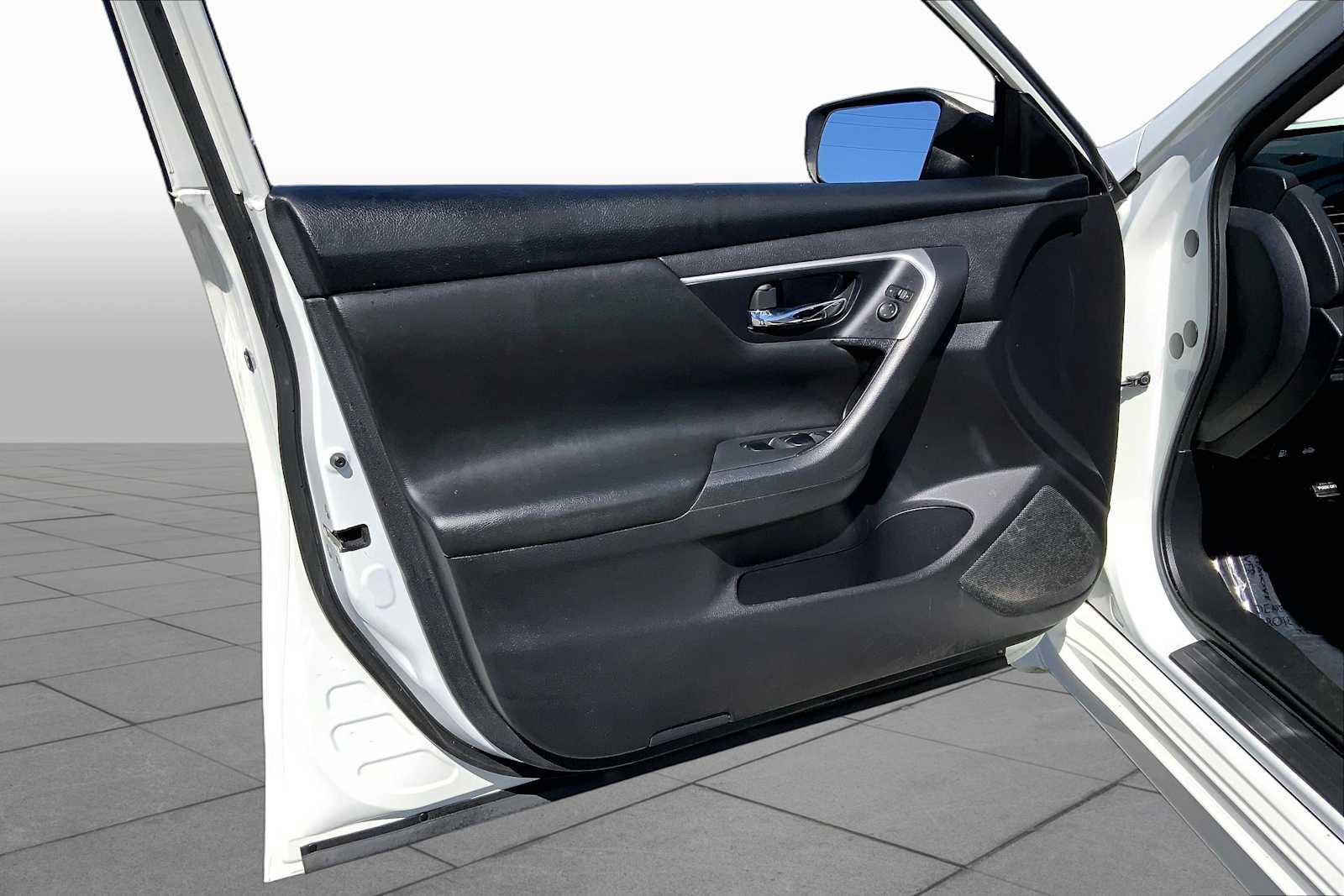 Used 2018 Nissan Altima 2.5 S w/ S Convenience Package FWD image 19