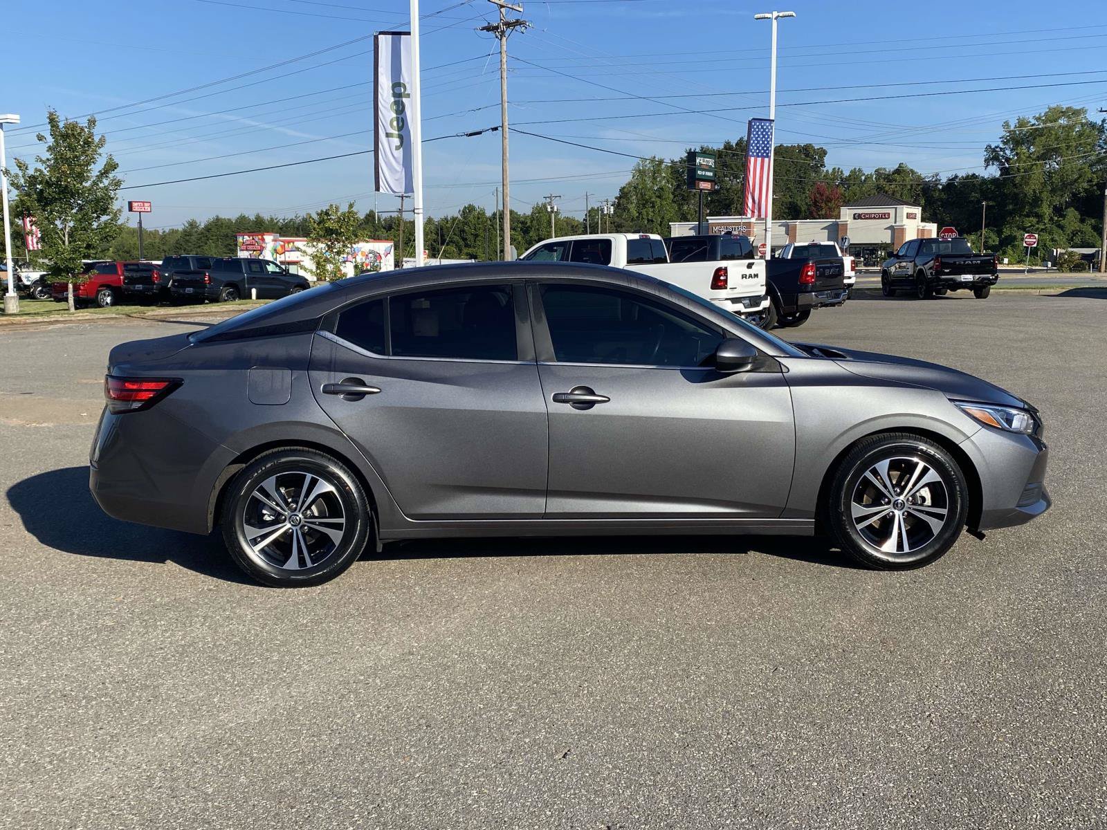 Used 2021 Nissan Sentra SV FWD image 10