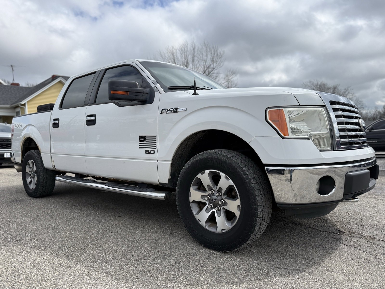 Used 2011 Ford F150 XLT w/ XLT Chrome Pkg image 8
