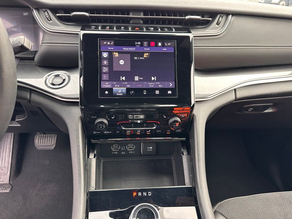 Used 2023 Jeep Grand Cherokee Altitude image 28