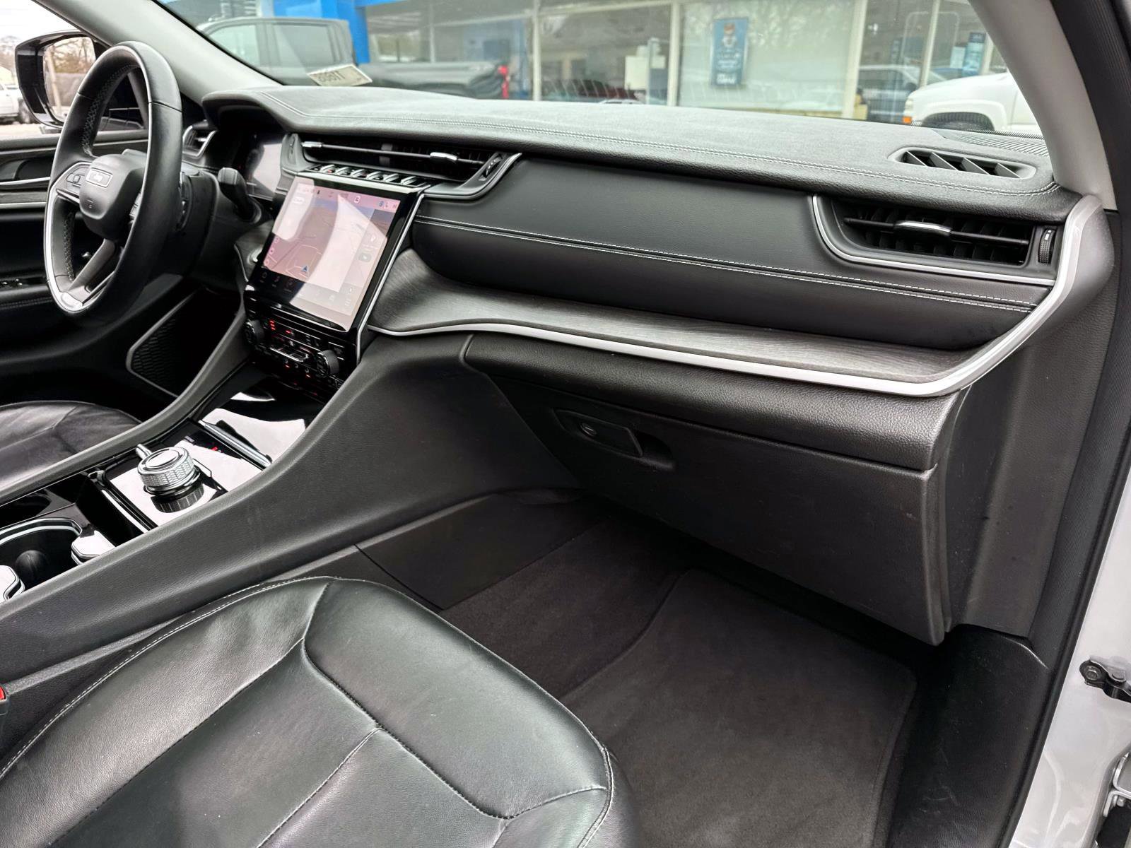 Used 2021 Jeep Grand Cherokee L Limited image 7