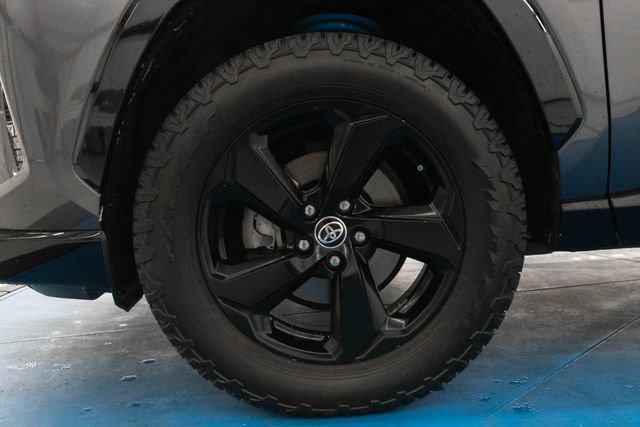 Used 2020 Toyota RAV4 XSE w/ XSE Grade Weather Package AWD/4WD image 2