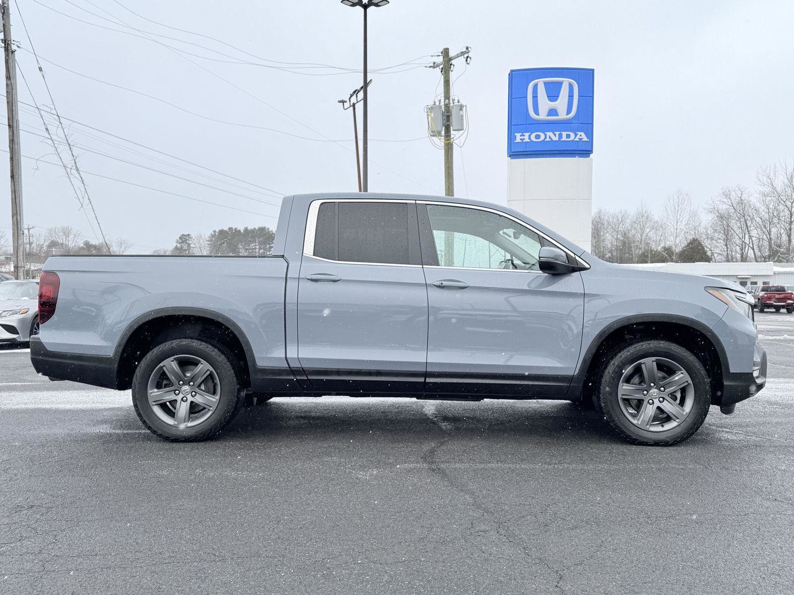 Certified 2023 Honda Ridgeline RTL image 4