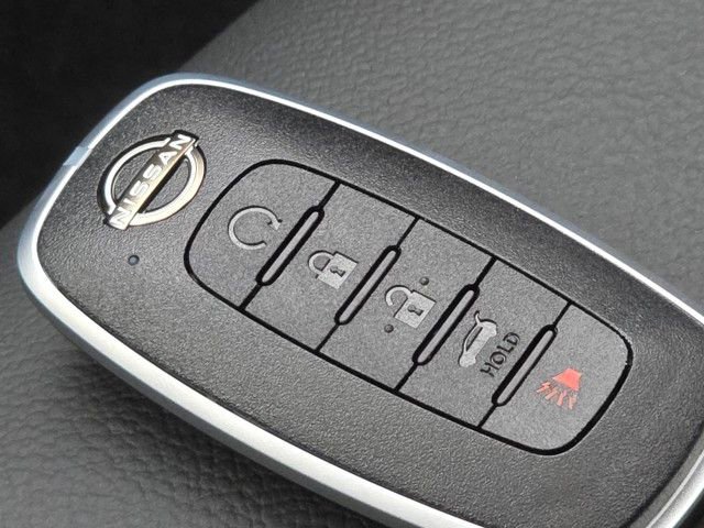 New 2025 Nissan Rogue SL w/ Tech Package image 28