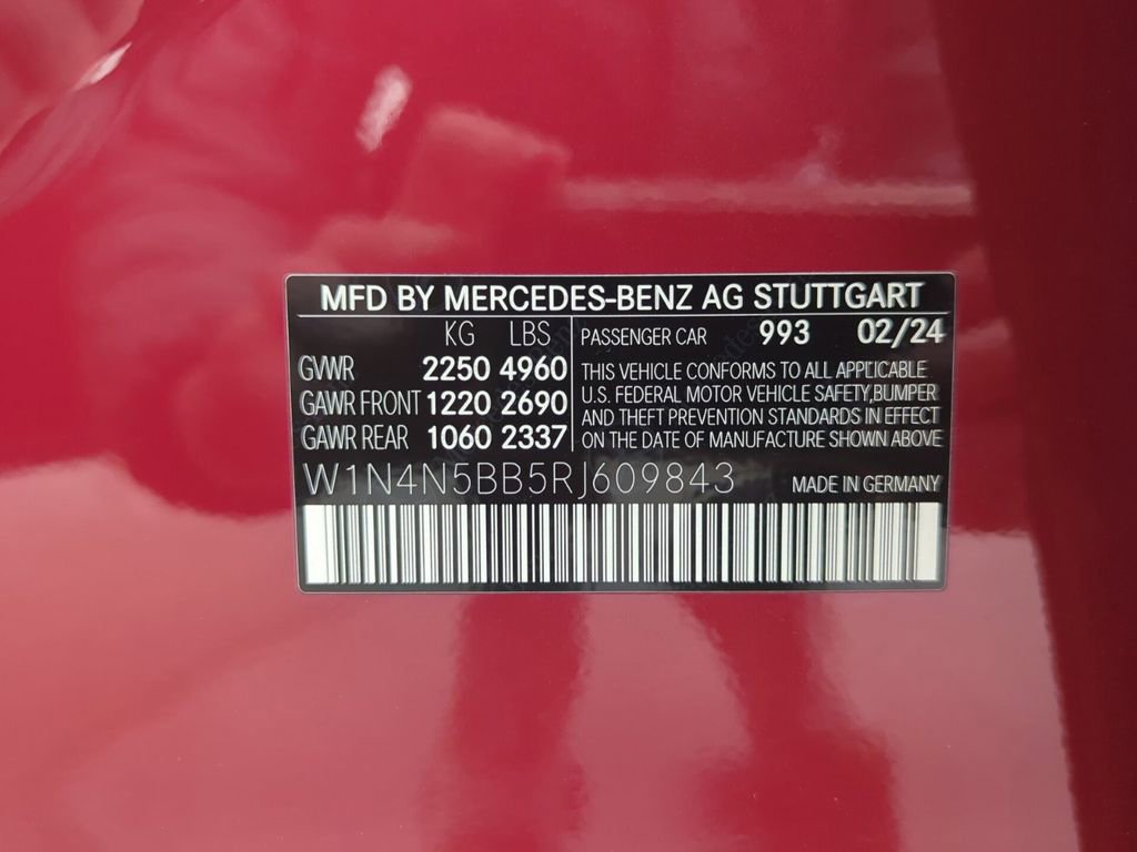 Used 2024 Mercedes-Benz GLA 35 AMG 4MATIC image 27