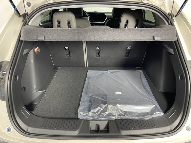 New 2026 Chevrolet Trax ACTIV w/ Driver Confidence Package FWD image 10