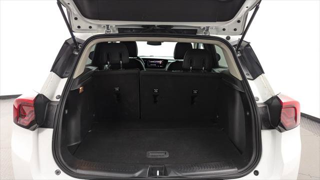 Used 2024 Buick Encore GX Sport Touring image 18