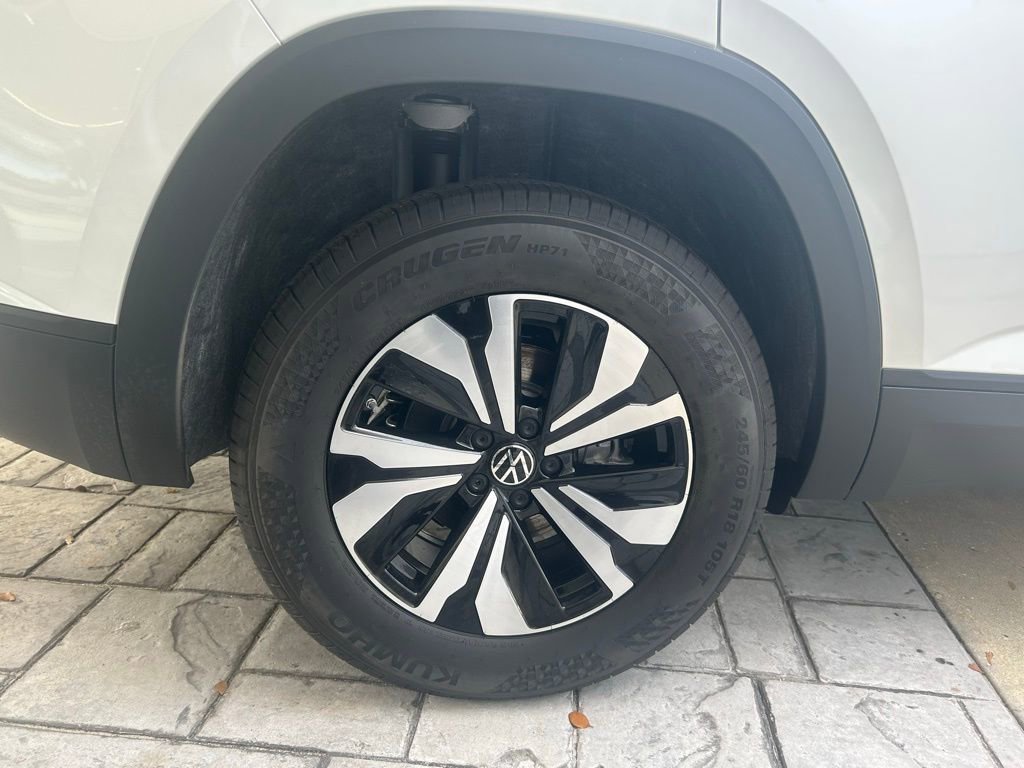 New 2026 Volkswagen Atlas Cross Sport SE image 25