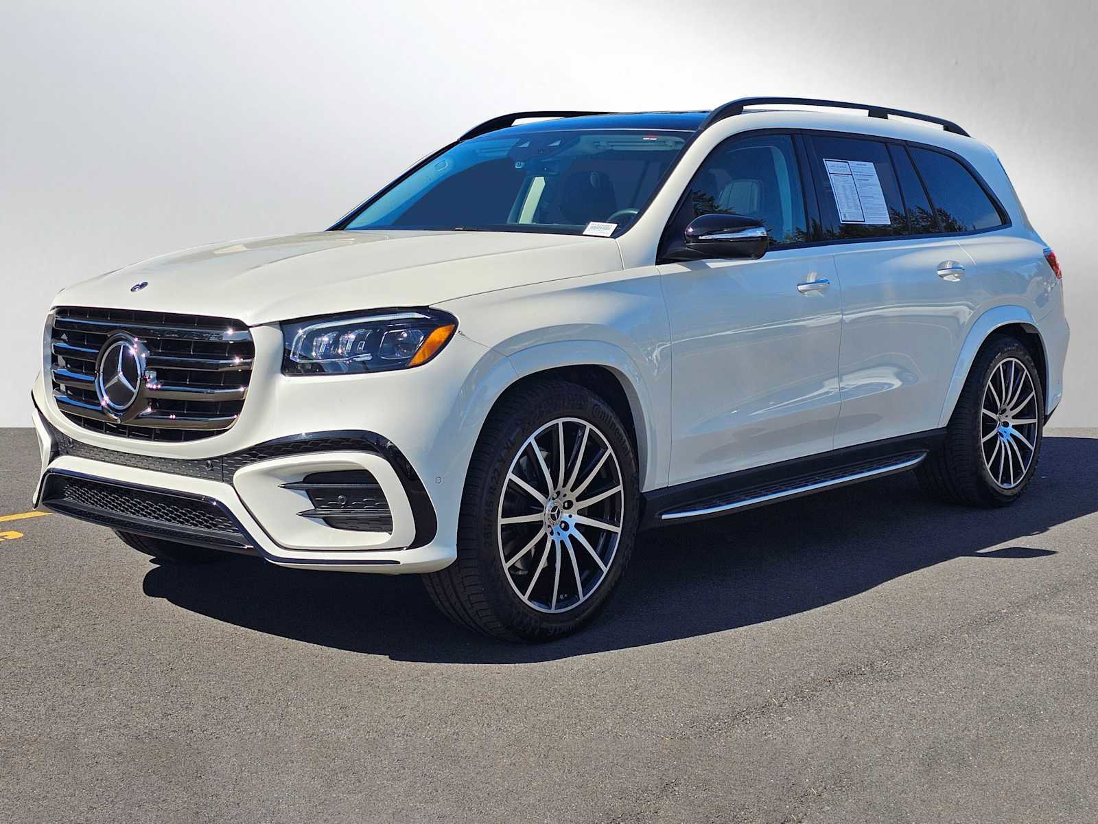 Used 2024 Mercedes-Benz GLS 580 4MATIC image 7