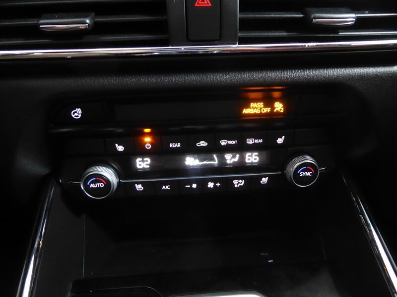 Used 2021 MAZDA CX-9 Carbon Edition AWD/4WD image 16