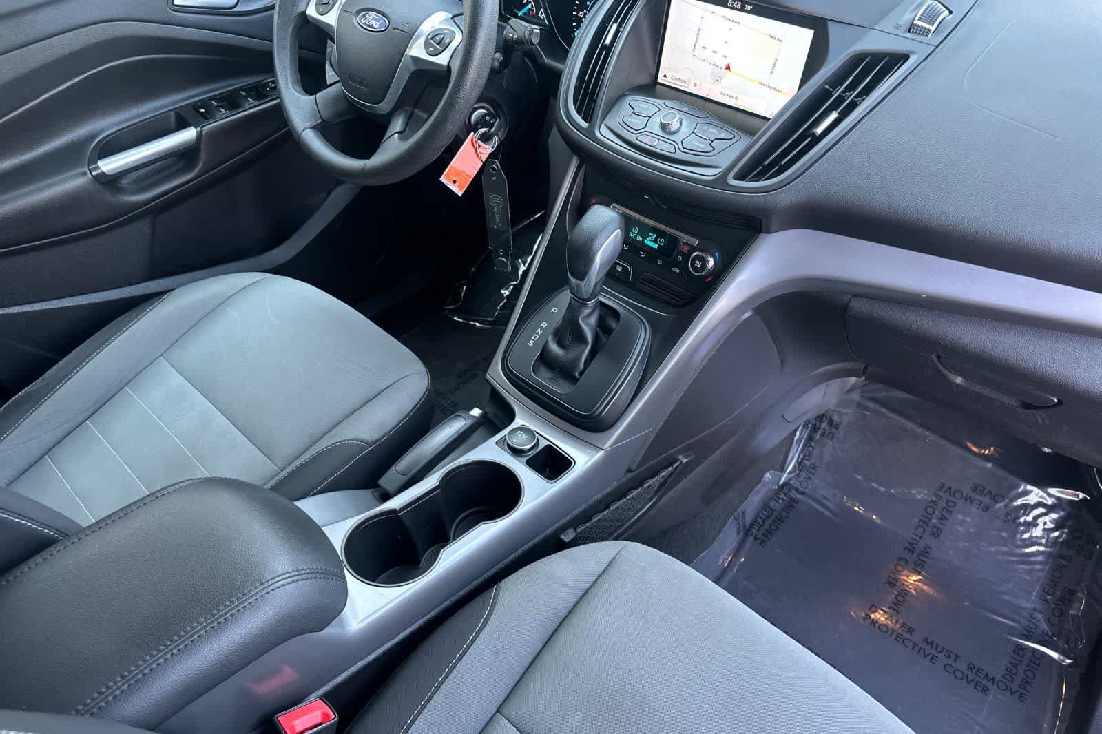 Used 2016 Ford Escape SE w/ Equipment Group 201A FWD image 17