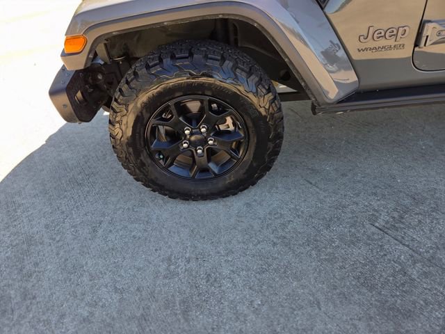 Used 2018 Jeep Wrangler Unlimited Sahara w/ Quick Order Package 24M Moab image 11