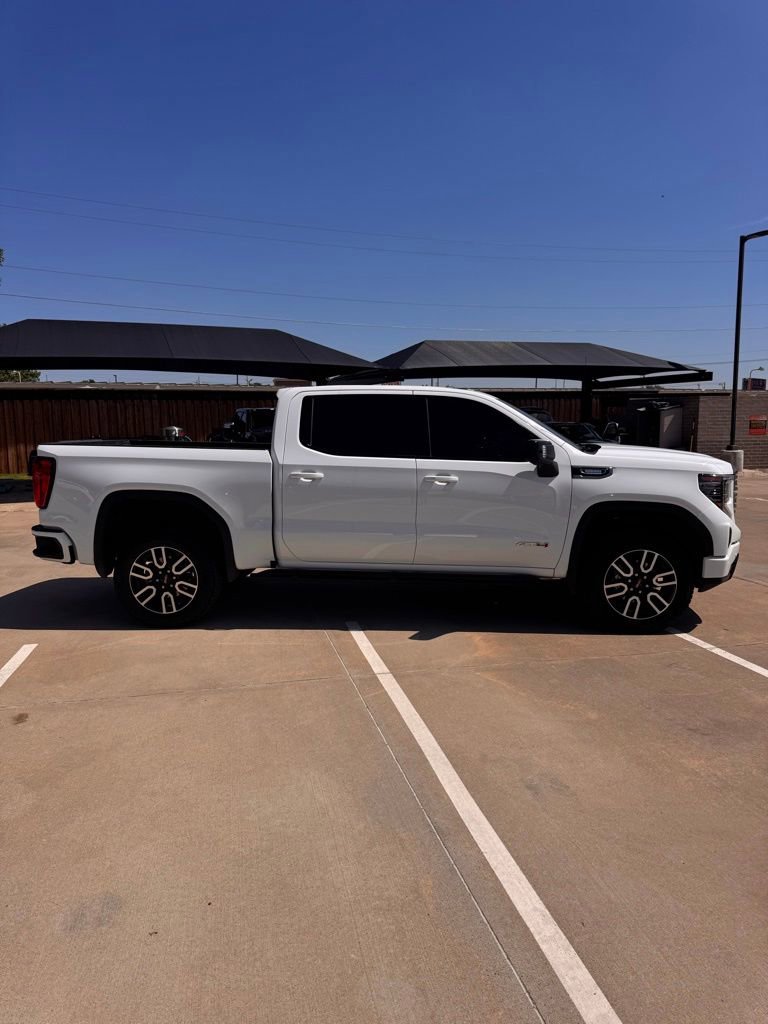 Used 2026 GMC Sierra 1500 AT4 w/ AT4 Premium Package AWD/4WD image 9