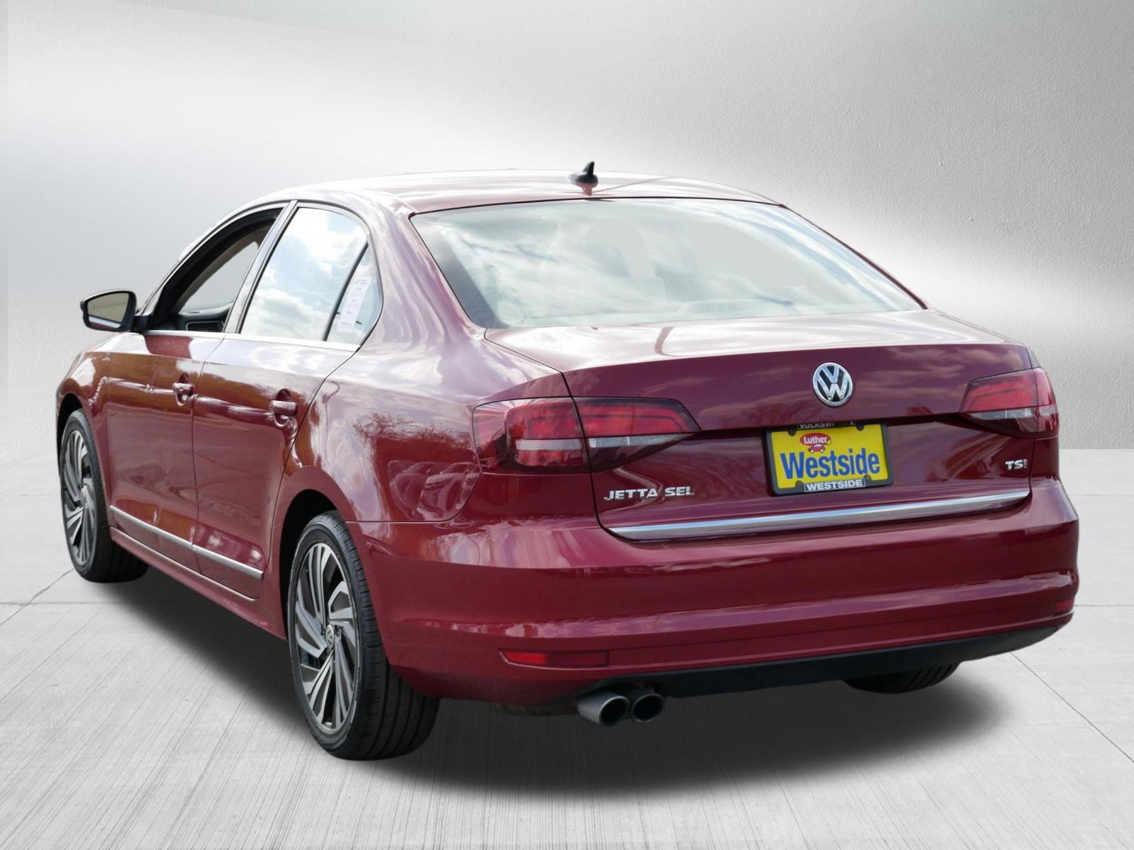 Used 2017 Volkswagen Jetta SEL FWD image 3