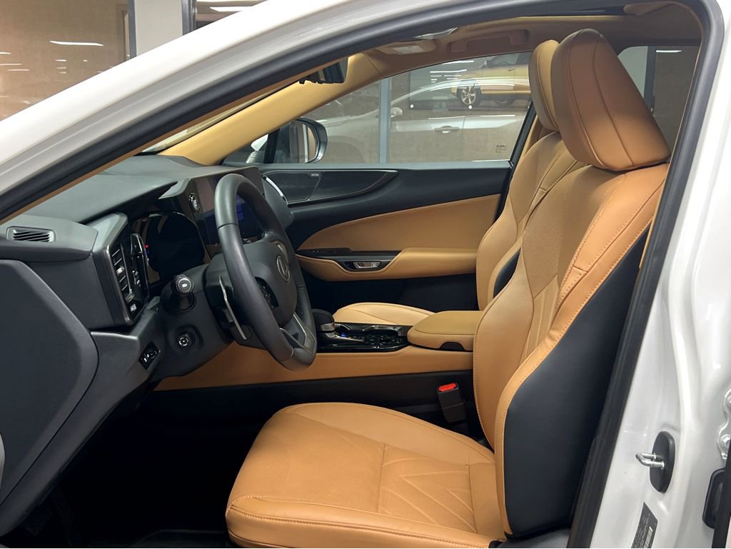Certified 2024 Lexus NX 350 AWD w/ Vision Package image 9
