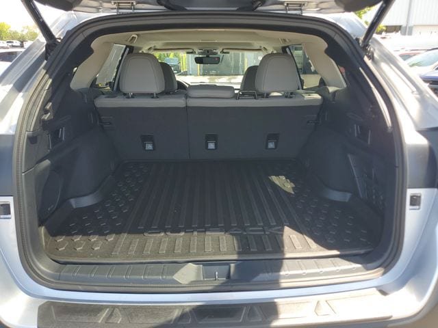 Certified 2025 Subaru Outback Limited AWD/4WD image 10