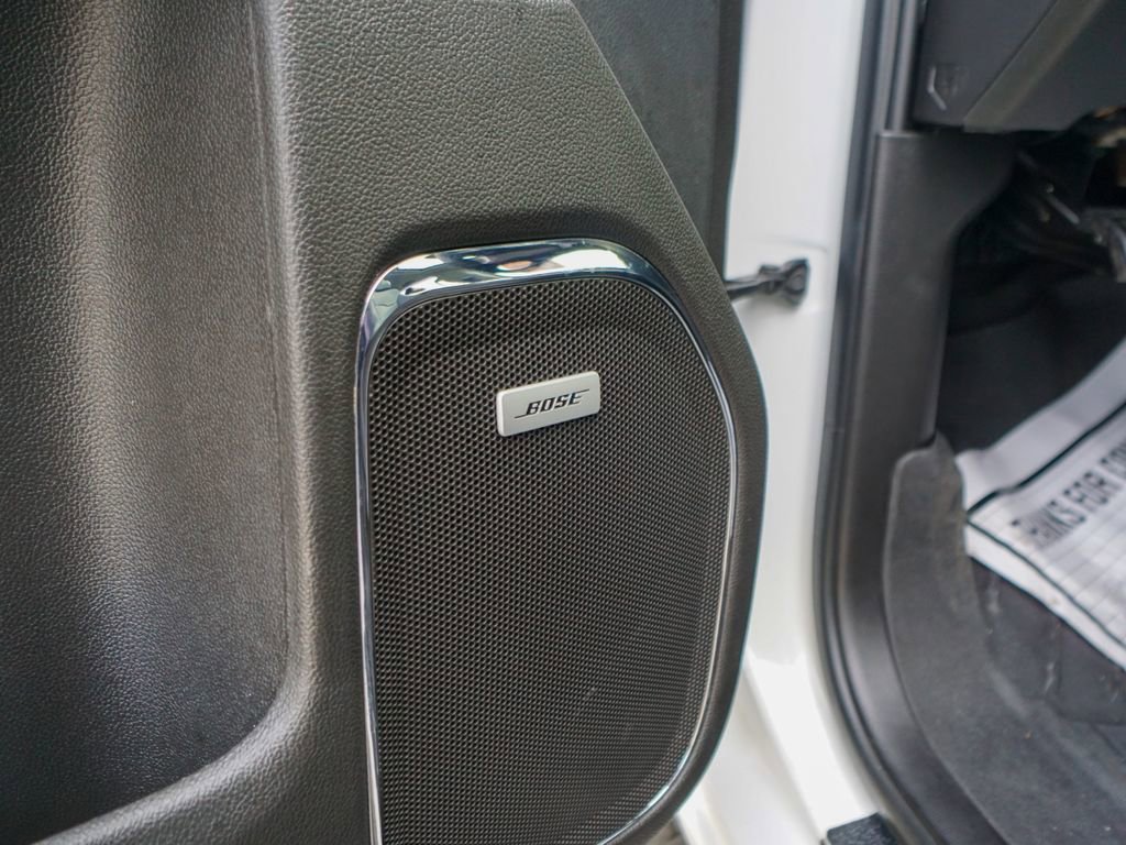 Used 2017 GMC Sierra 2500 SLT w/ All Terrain X HD Package image 18