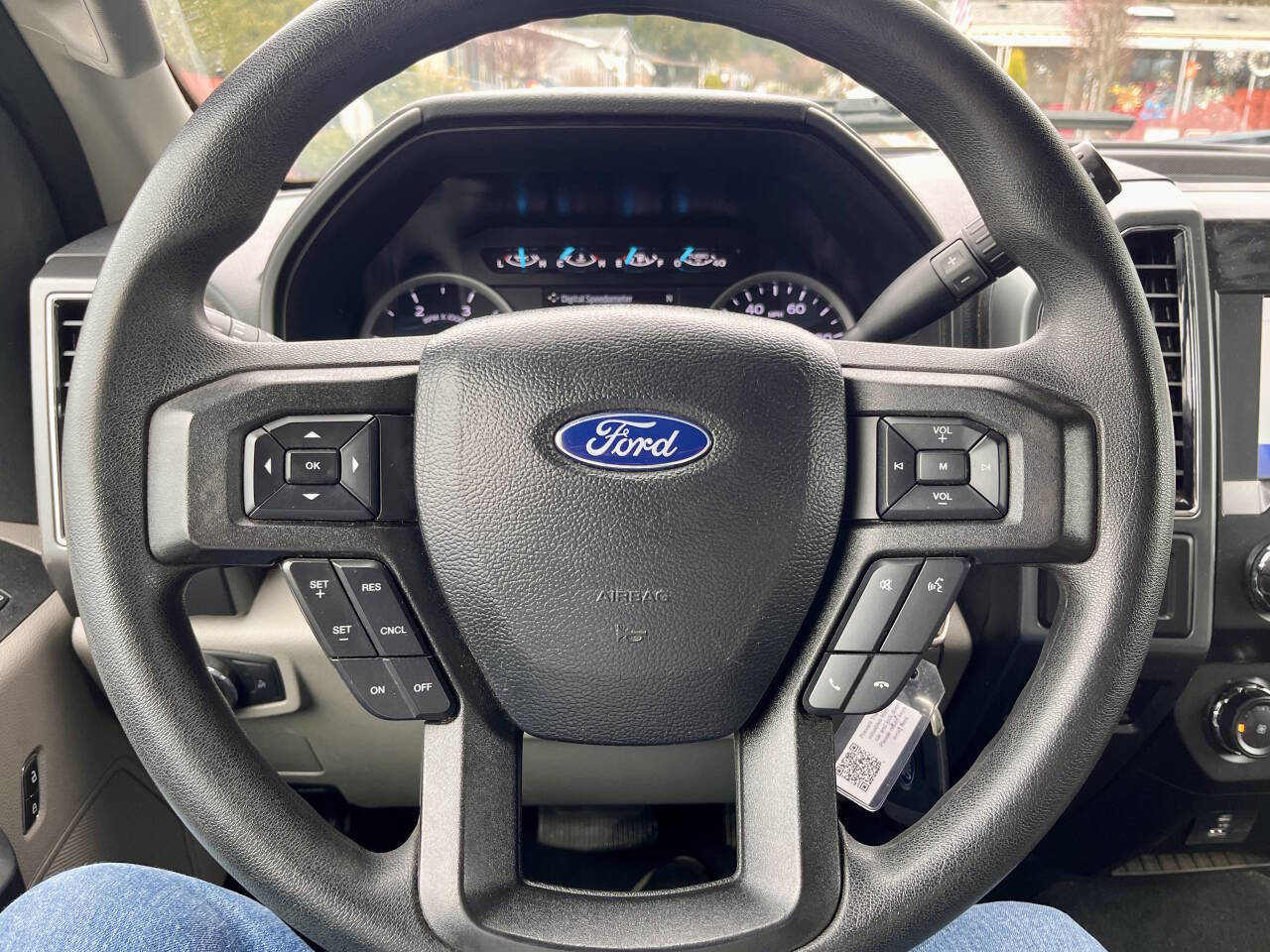 Used 2021 Ford F350 XLT image 12