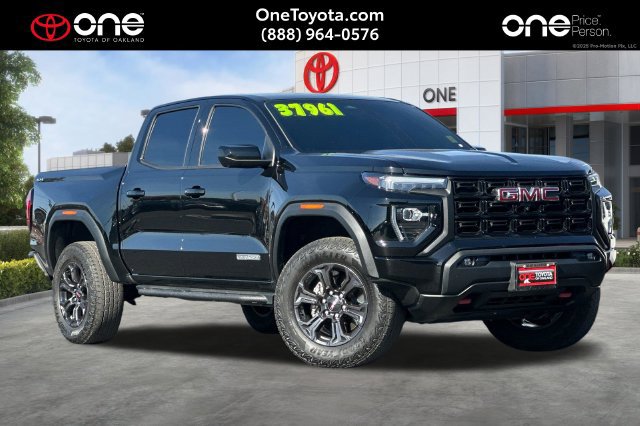 Used 2024 GMC Canyon Elevation w/ Elevation Premium Package