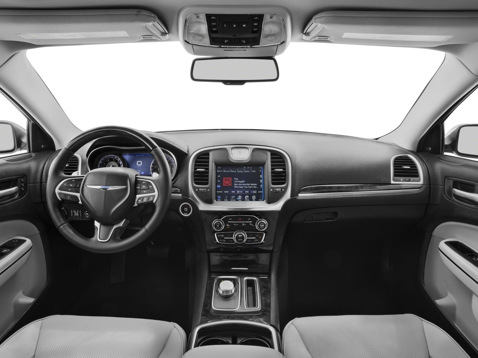 Used 2017 Chrysler 300 C RWD image 5