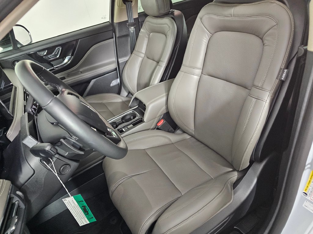 Certified 2026 Lincoln Corsair Grand Touring AWD/4WD image 23