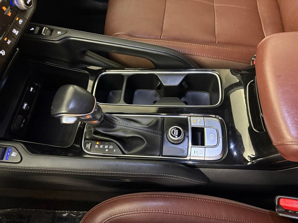 Used 2023 Kia Telluride EX w/ EX Captain's Chair Package FWD image 33