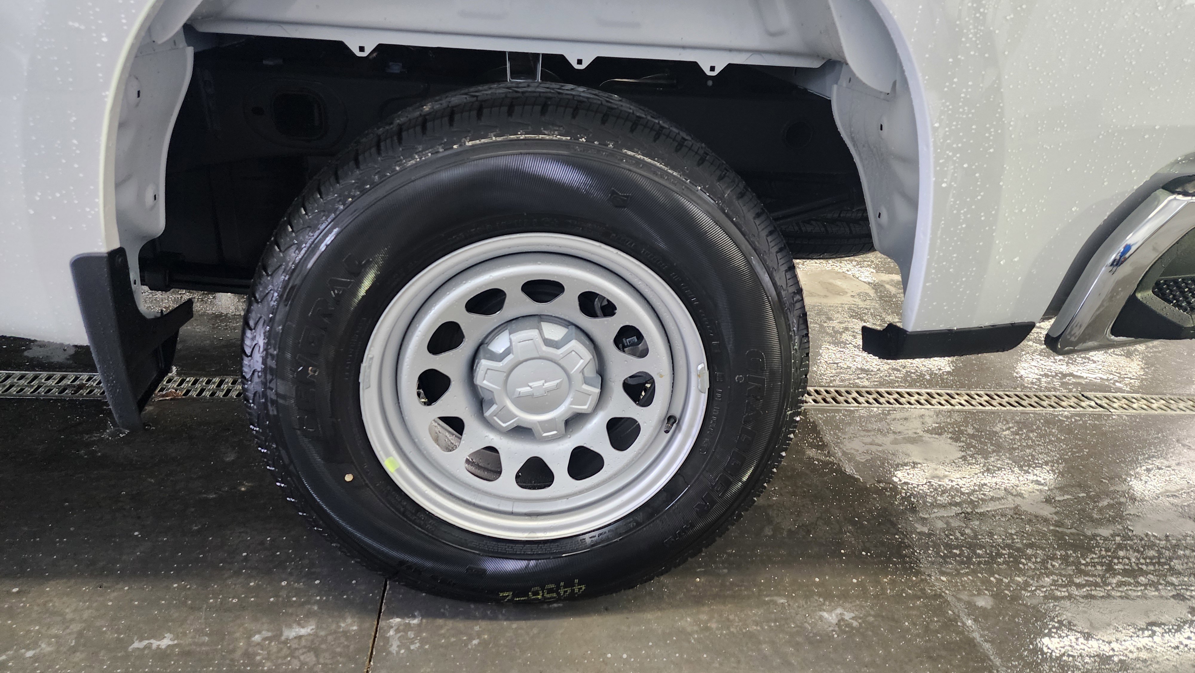 New 2025 Chevrolet Silverado 1500 W/T w/ WT Value Package image 10