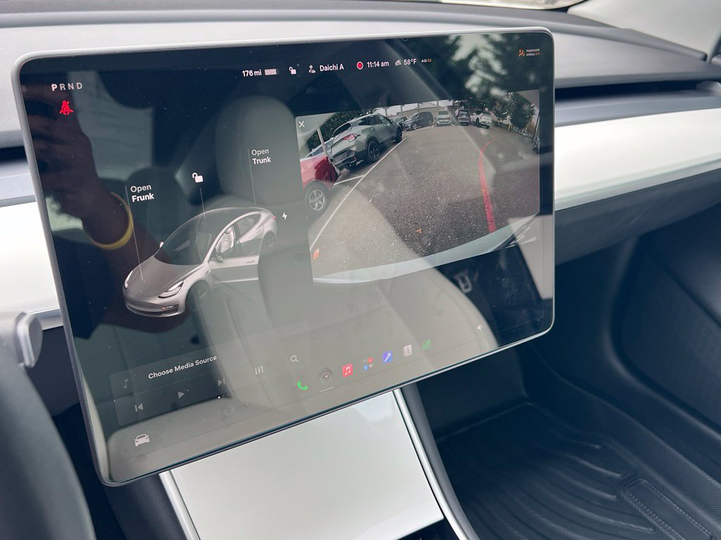 Used 2020 Tesla Model 3 Standard Range Plus RWD image 18