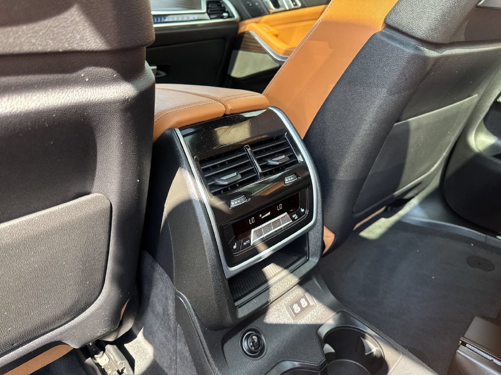 Certified 2024 BMW X7 xDrive40i w/ Executive Package AWD/4WD image 20