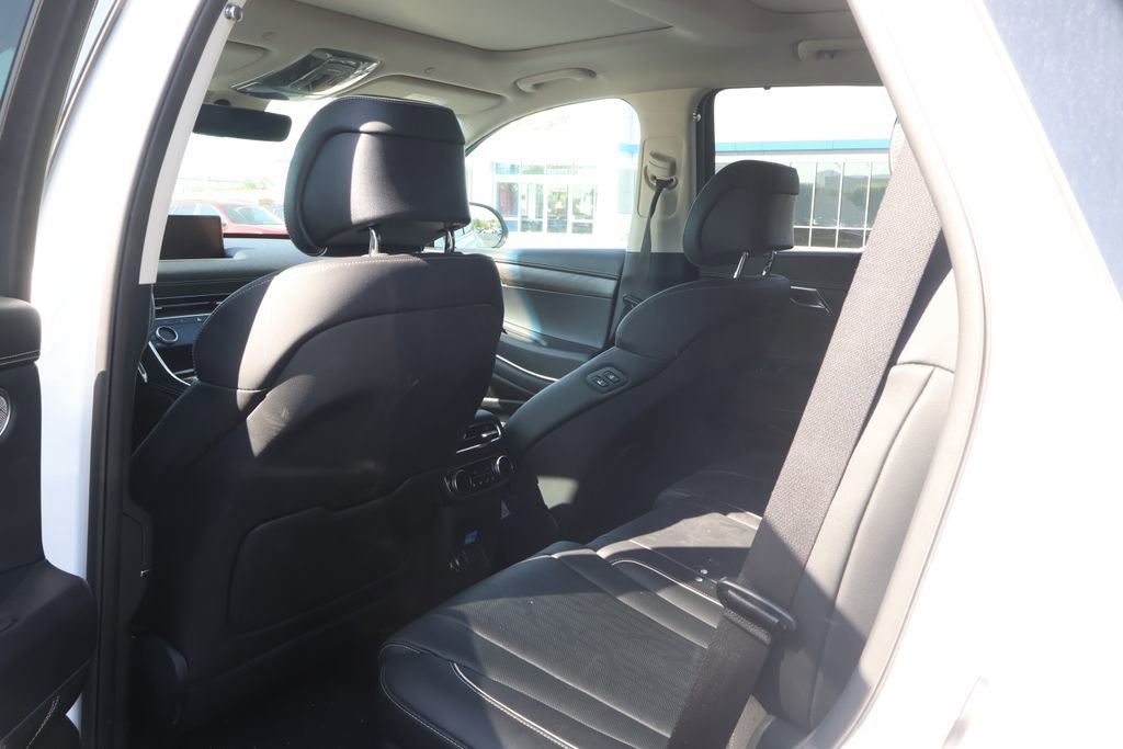 Used 2024 Genesis GV80 2.5T w/ Prestige Package AWD/4WD image 36