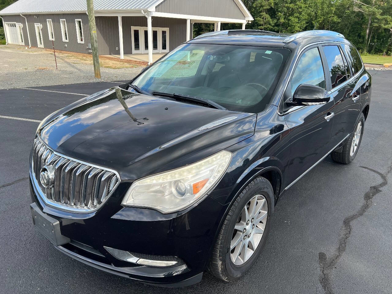 Used 2014 Buick Enclave Leather image 1