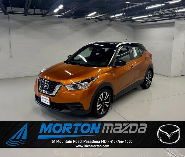 Used 2020 Nissan Kicks SV image 1