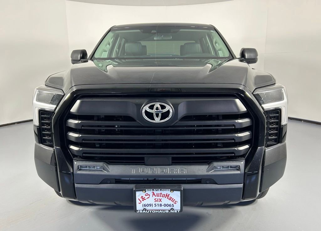 Used 2022 Toyota Tundra SR5 AWD/4WD image 2