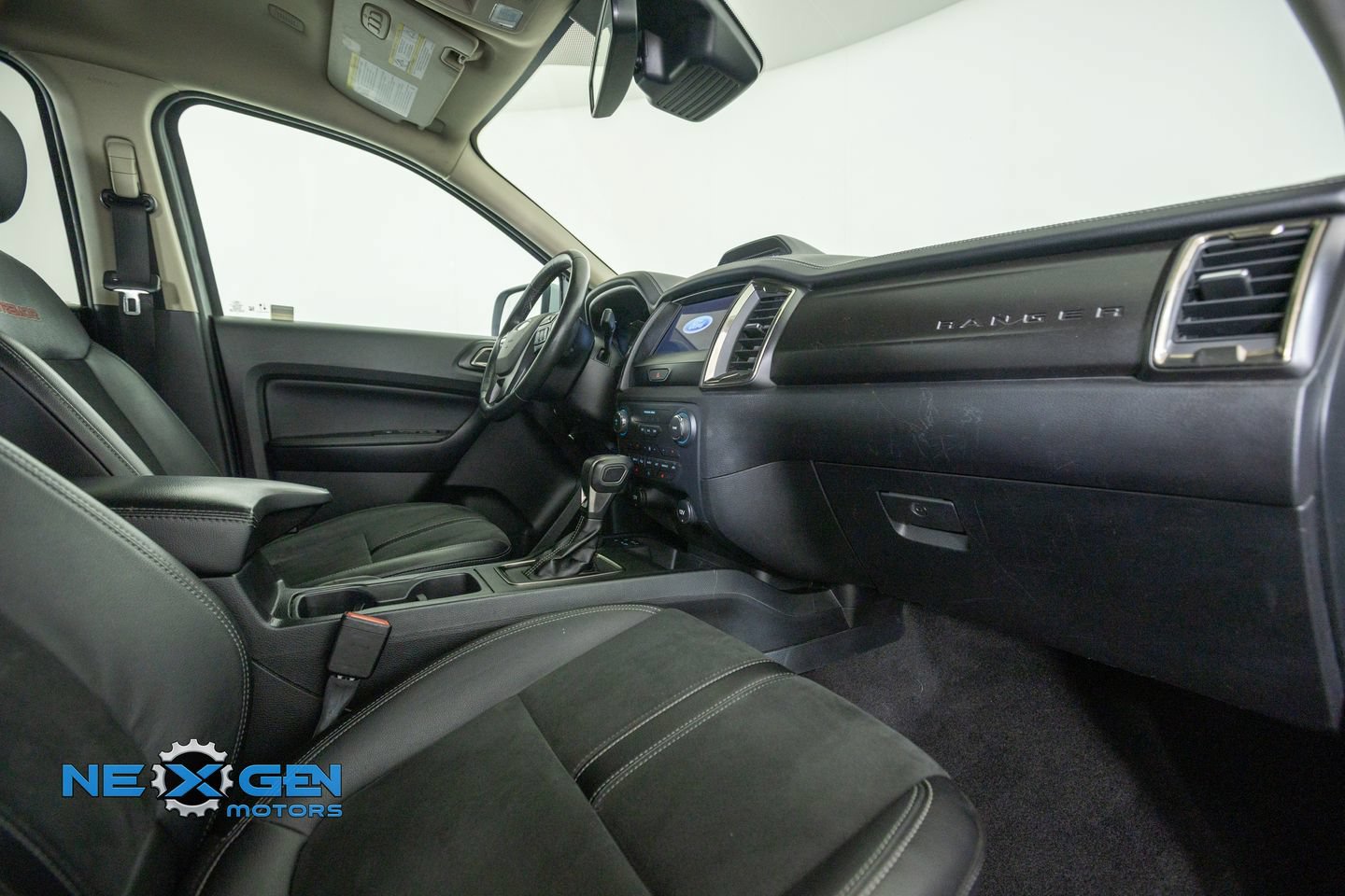 Used 2022 Ford Ranger Lariat w/ Tremor Off-Road Package AWD/4WD image 44