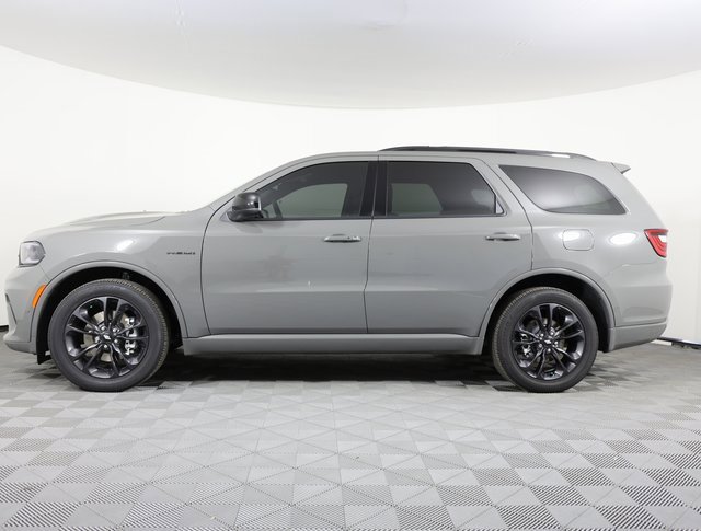 Used 2025 Dodge Durango R/T w/ Blacktop Package image 6