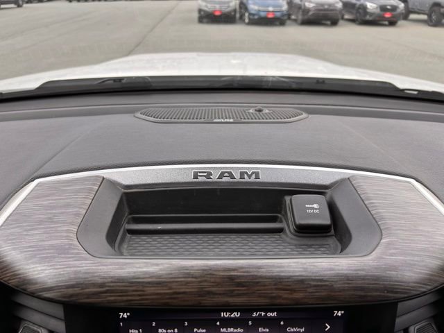 Used 2019 RAM 1500 Laramie AWD/4WD image 18