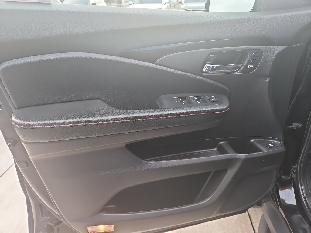 Used 2021 Honda Ridgeline Black Edition image 17