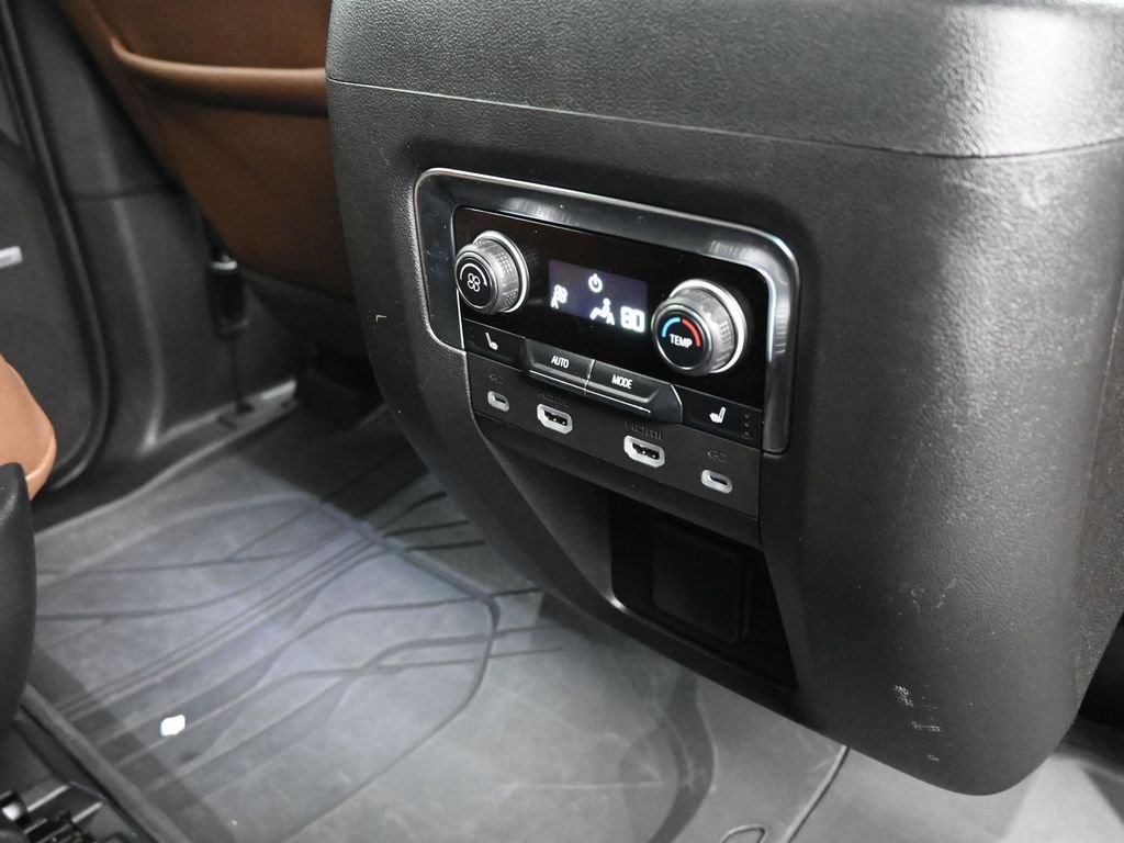 Used 2024 Chevrolet Tahoe High Country w/ Advanced Technology Package image 19