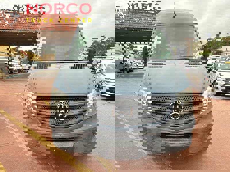 Used 2018 Mercedes-Benz Sprinter 2500 image 5