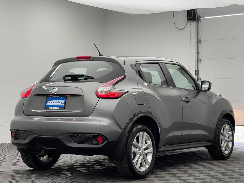 Used 2015 Nissan Juke S FWD image 6