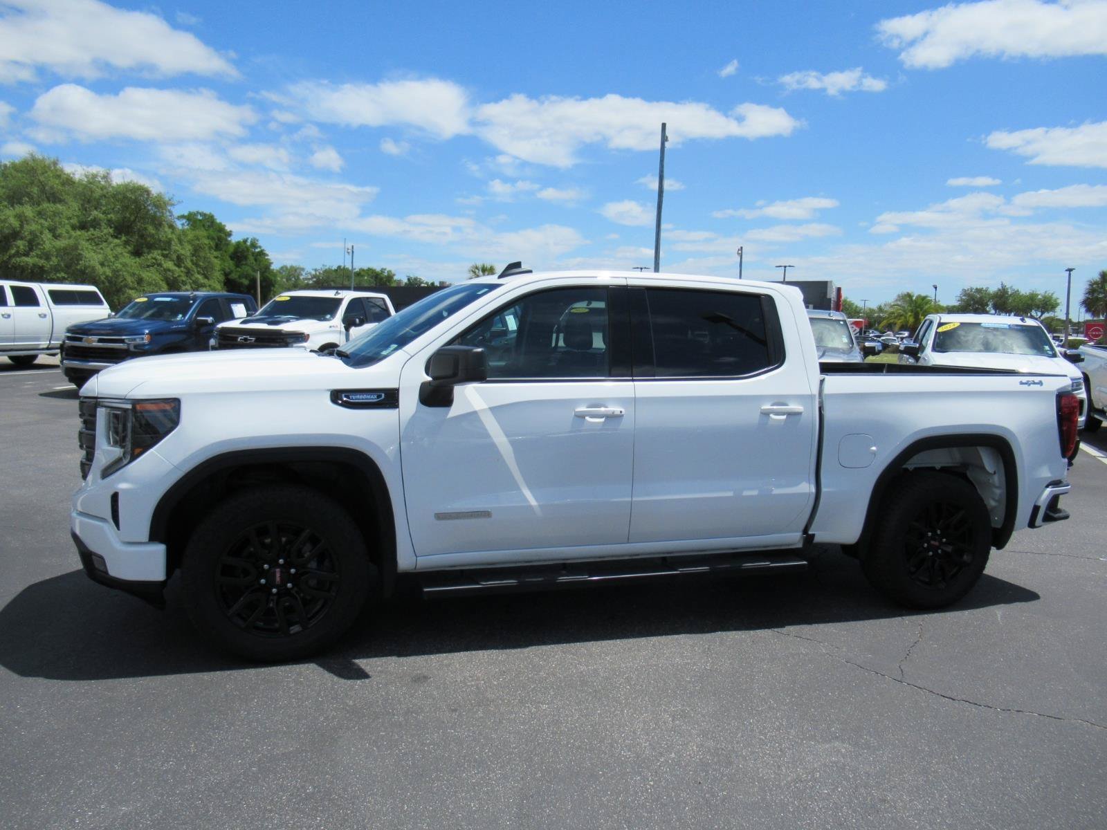 Certified 2024 GMC Sierra 1500 Elevation AWD/4WD image 2