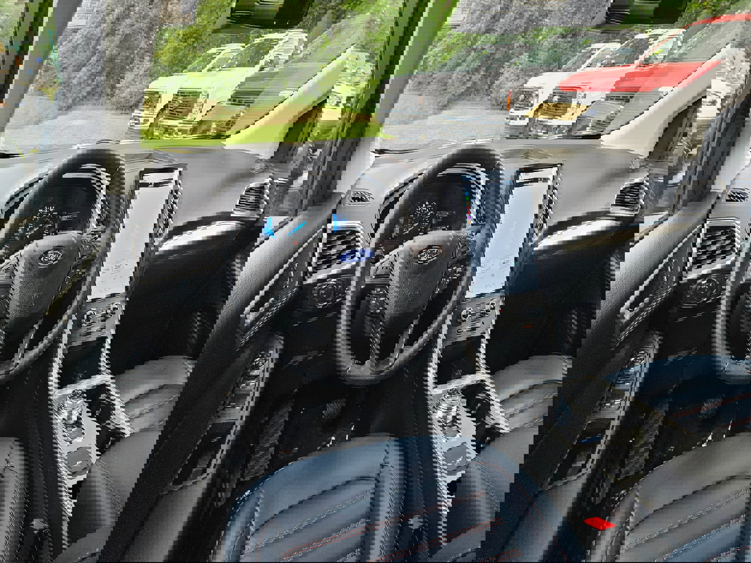 Certified 2022 Ford Edge SEL w/ Sport Appearance Package image 13