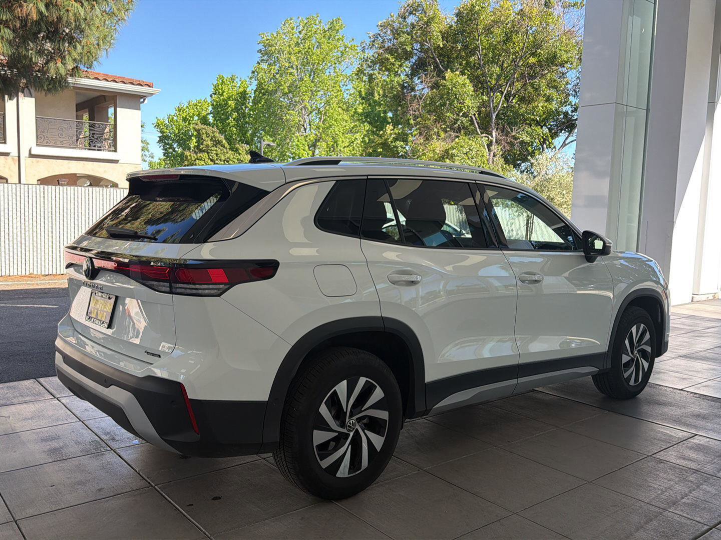 Used 2025 Volkswagen Tiguan S image 5